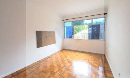 Apartamento com 2 quartos à venda em Grajaú, Rio de Janeiro  por R$ 360.000