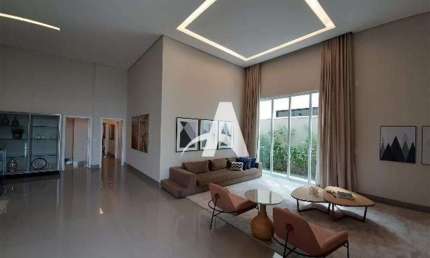 Casa em condomínio com 240,42m² 3 quartos à venda no Golden Village
