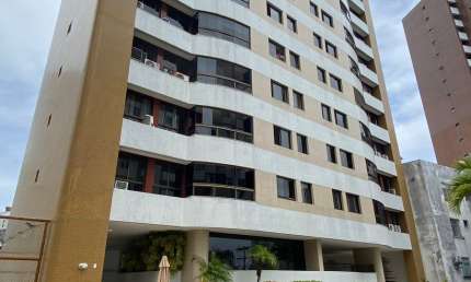 Apartamento com 3 Suítes e Gabinete na Graça com 143m²