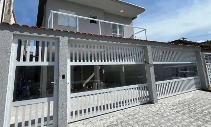 Casa com 2 quartos à venda na Rua Tupiry, 180, Tupiry, Praia Grande