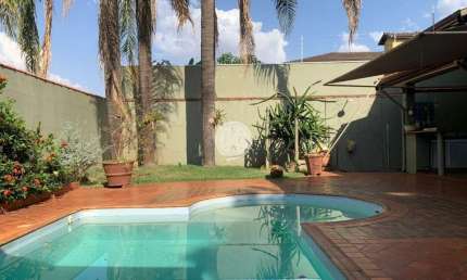 Casa com 4 quartos à venda na Rua Maestro Edmundo Russomano, 325, City Ribeirão, Ribeirão Preto por R$ 950.000