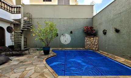 Casa com 3 quartos para alugar na Rua Lídio de Oliveira Valada, 616, Jardim São Luiz, Ribeirão Preto por R$ 6.490