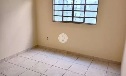 Casa com 3 quartos à venda na Marajó, 1950, Jardim Maria Goretti, Ribeirão Preto por R$ 270.000