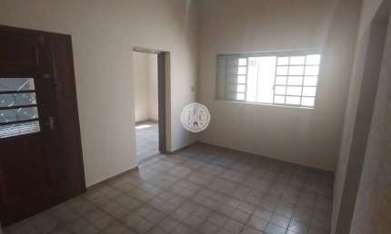 Casa com 3 quartos à venda na Dom Miguel Biondi, 34, Campos Elíseos, Ribeirão Preto por R$ 244.000