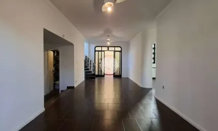 Casa com 3 quartos para alugar na Rua Maestro Vila Lobos, 404, Jardim São Luiz, Ribeirão Preto por R$ 11.900