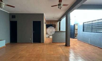 Casa com 4 quartos para alugar na Rua Cerqueira César, 1984, Jardim Sumaré, Ribeirão Preto por R$ 4.400