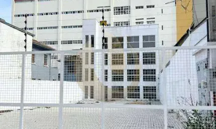 Prédio à venda na Rua Conselheiro Araújo, Centro, Curitiba