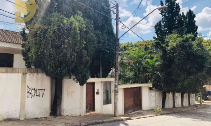 Casa com piscina à venda na Vila Rosália - Guarulhos/SP