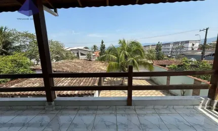 Sobrado com 3 dormitórios à venda, 182 m² por R$ 800.000,00 - Pontal de Santa Marina - Caraguatatuba/SP