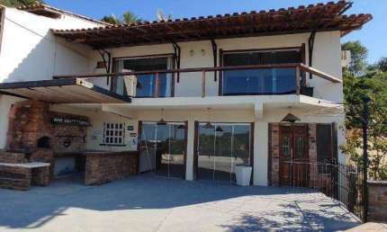Casa com 4 Quartos para alugar, 394 m² por R$ 8.015/mês - Camboinhas - Niterói/RJ