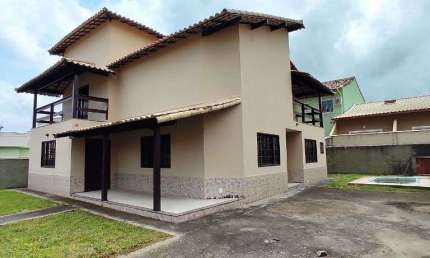 Casa com 4 dormitórios à venda, 230 m² por R$ 650.000,00 - Centro - Maricá/RJ