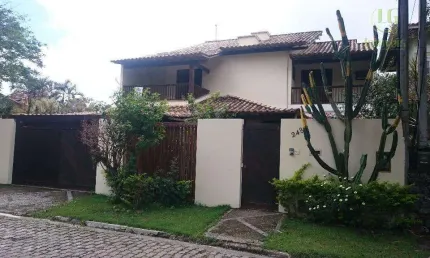 Casa com 4 Quartos à venda, 338 m² por R$ 950.000 - Itaipu - Niterói/RJ