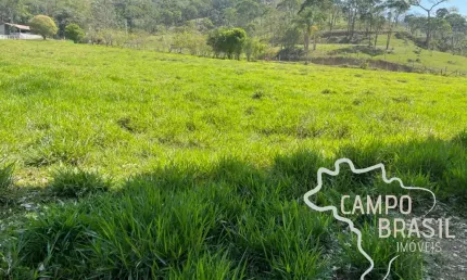 LINDA CHÁCARA FORMADA 24.200M², PLANA E ESCRITURADA EM SÃO JOSÉ DOS CAMPOS!