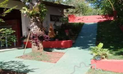 Ótima chácara em condomínio fechado! Com piscina, churrasqueira e quiosque!