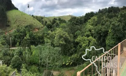 Chácara com lago na zona norte de são josé dos campos.