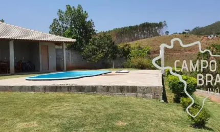 Linda chácara formada em Paraibuna! Com casa, piscina e quiosque!