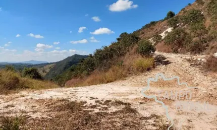 PEDREIRA COM PEDRA SÃO THOMÉ  COM 2 SÉCULOS DE EXPLORAÇÃO E POSSUI OS DIREITOS MINERÁRIOS !