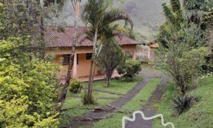 Chácara / sítio com 3 quartos à venda na Estrada Principal, Zona Rural, Paraibuna