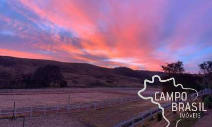 OPORTUNIDADE ! HARAS 11 HECTARES COM 40 BAIAS, PONTO ESTRATEGICO PARA TURISMO NO SUL DE MINAS !
