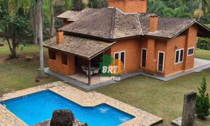 CH00339 - Excelente Chácara à Venda em São Roque - SP