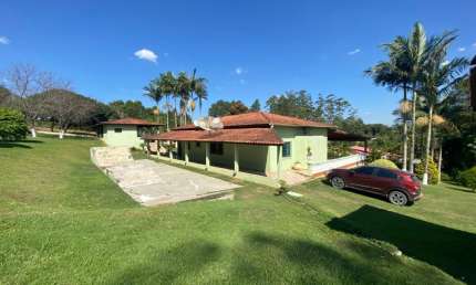 CH00342 - Excelente chácara a venda, ótima localização, próximo a SP-250 Bunjiro Nakao.