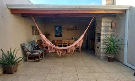 Casa com 3 quartos à venda no Jardim Villaça, São Roque 