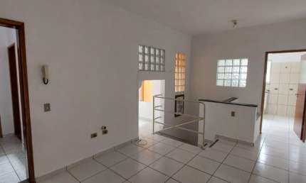 AP00235 - ACONCHEGANTE APARTAMENTO ESTILO DUPLEX EM SÃO ROQUE - SP