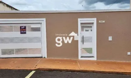 Casa com 3 dormitorios (1 suite), amplo quintal e garagem para 4 carros | centro - sertaozinho/sp