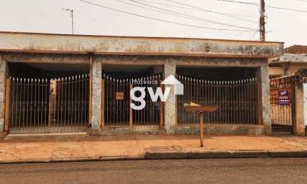 Casa com 3 quartos à venda na Rua José Batista Rosa, 590, São João, Sertãozinho por R$ 280.000
