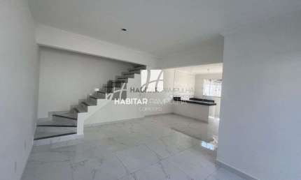 Casa com 3 quartos à venda em Piratininga (Venda Nova), Belo Horizonte  por R$ 545.000