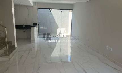 Casa em condomínio fechado com 3 quartos à venda na Santa Mônica, Belo Horizonte  por R$ 694.000