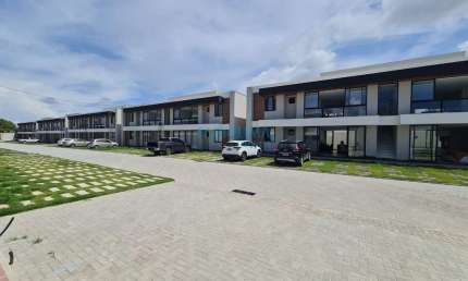 Apartamento com 3 quartos à venda na Rua Priscila B Dutra, 418, Buraquinho, Lauro de Freitas, 94 m2 por R$ 699.000