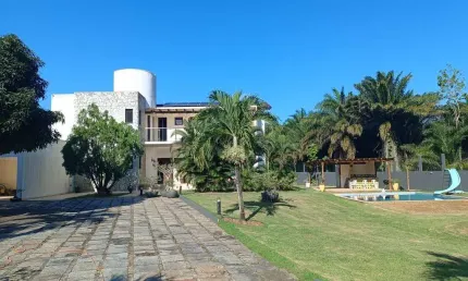 Casa a venda no Cond. Encontro das Águas, Estrada do Coco, Lauro de Freitas