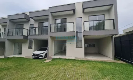Casa a venda, condomínio fechado no Centro de Lauro de Freitas