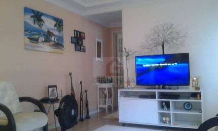 Casa com 2 dormitórios à venda, 199 m² por R$ 650.000,00 - Granja Viana - Cotia/SP