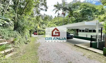Casa com 3 dormitórios à venda, 380 m² por R$ 2.700.000,00 - Granja Viana - Carapicuíba/SP
