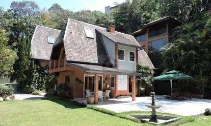 Casa com 4 dormitórios à venda, 590 m² por R$ 1.740.000,00 - Granja Viana - Jandira/SP