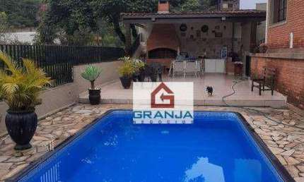 Casa com 4 dormitórios à venda, 200 m² por R$ 1.500.000,00 - Granja Viana - Carapicuíba/SP