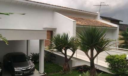 Casa com 4 dormitórios à venda, 11 m² por R$ 1.700.000,00 - Granja Viana - Jandira/SP