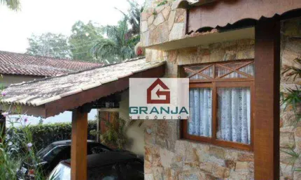 Casa com 4 dormitórios à venda, 300 m² por R$ 980.000,00 - Granja Viana - Jandira/SP