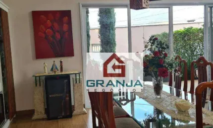 Casa com 3 dormitórios à venda, 310 m² por R$ 1.380.000,00 - Granja Viana - Carapicuíba/SP