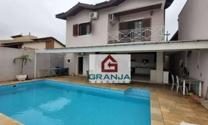 Casa com 4 dormitórios à venda, 350 m² por R$ 1.400.000,00 - Granja Viana - Cotia/SP