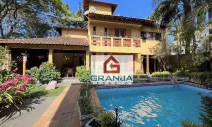 Casa com 4 dormitórios à venda, 481 m² por R$ 1.570.000,00 - Granja Viana - Cotia/SP