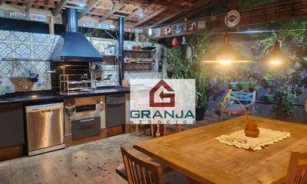 Casa com 3 dormitórios à venda por R$ 790.000 - Granja Viana - Cotia/SP