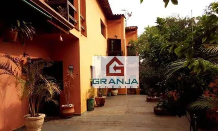 Casa com 3 dormitórios à venda, 220 m² por R$ 850.000,00 - Vila Diva - Carapicuíba/SP