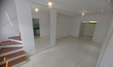 Casa com 2 quartos à venda na Estrada do Lutero, 65, Granja Viana, Cotia