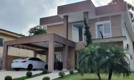 Com um sinal de 30% e saldo financiado diretamente com o proprietário em até 60 vezes.