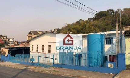 Galpão Verátil 840m2 com Localização Estratégica em Cotia