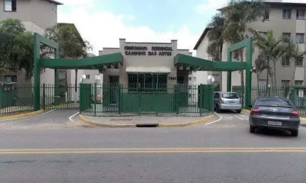 Lindo Apartamento Reformado com 51m2 e 02 dormitorios - Cotia KM26
