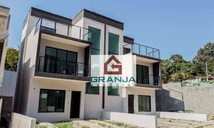 Casa com Arquitetura Moderna com 04 dormitorios na Granja Viana a Venda por R$ 850 mil